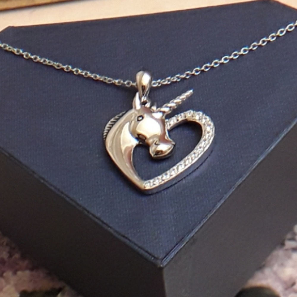 NEW Silver S925 Unicorn Heart Pendant Necklace